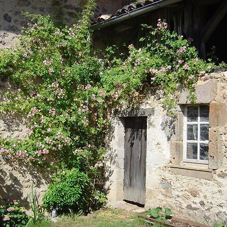 Les Trois Chenes Bed & Breakfast Videix Exterior photo