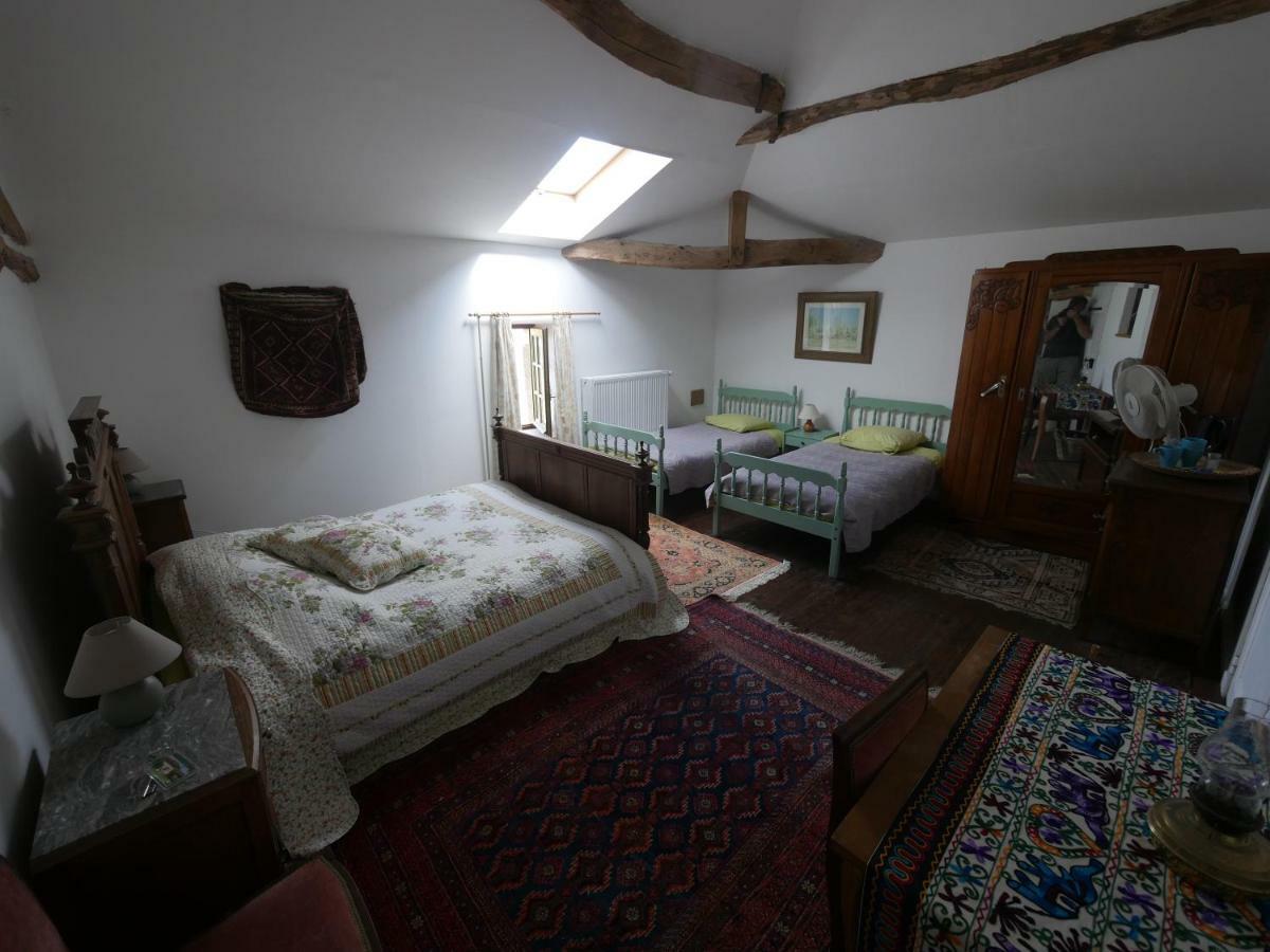 Les Trois Chenes Bed & Breakfast Videix Exterior photo
